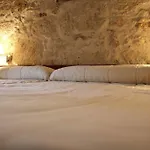 Microtel Placentinos מלון 2*