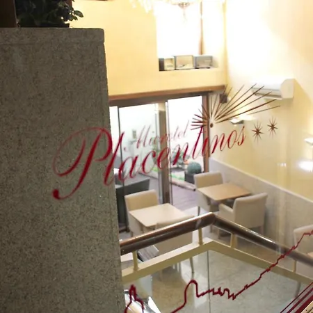 Microtel Placentinos סלאמנקה