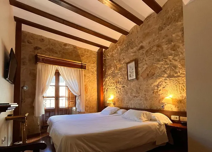 Microtel Placentinos 2*