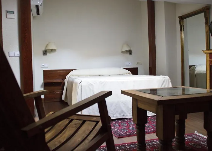 酒店 Microtel Placentinos 2*